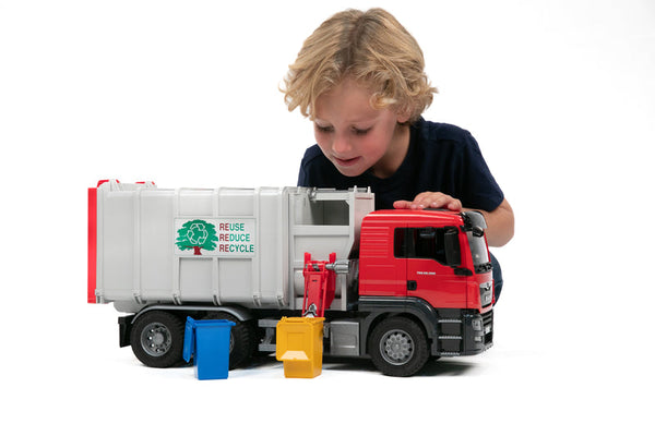 Side Loading Garbage Truck