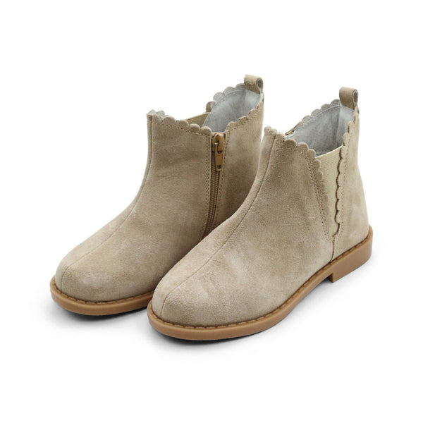 Nicola Chelsea Boot - Sand (Suede)