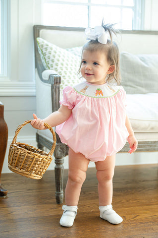 Easter Bunny and Carrots Birdie Bubble