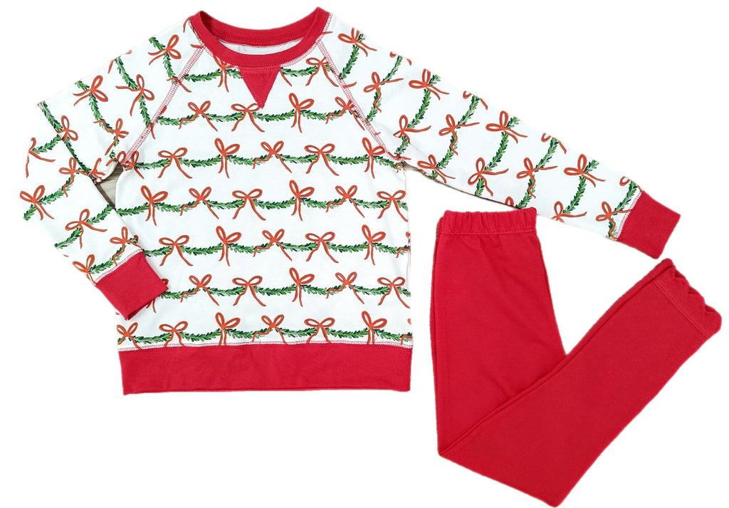 Sidney Sweatshirt - Christmas Garland