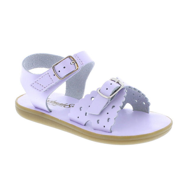 Ariel Sandal